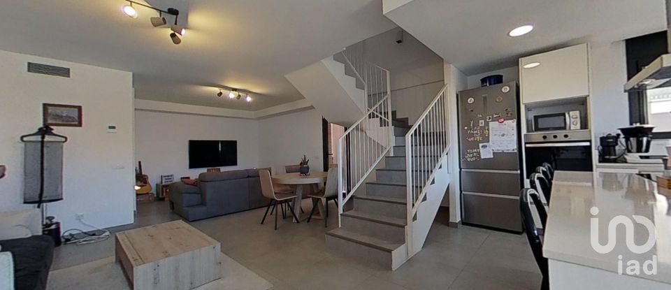 Casa 4 habitacions de 134 m² a Castellet i la Gornal (08729)