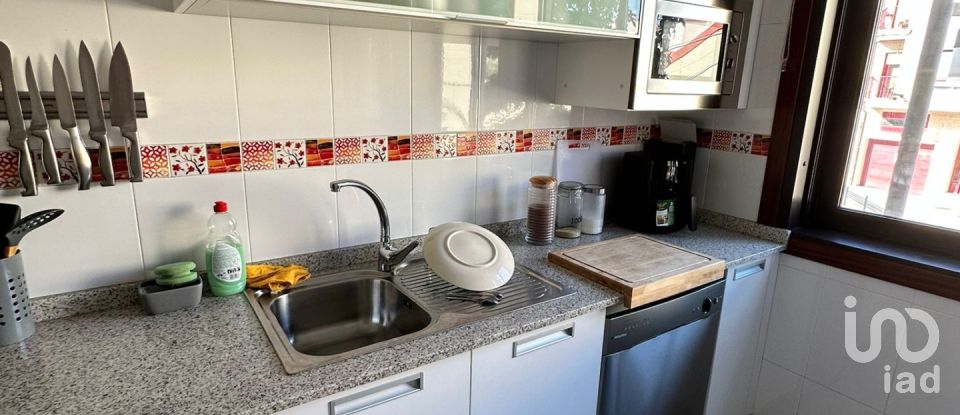 Piso 3 habitaciones de 87 m² en Aguete (36913)