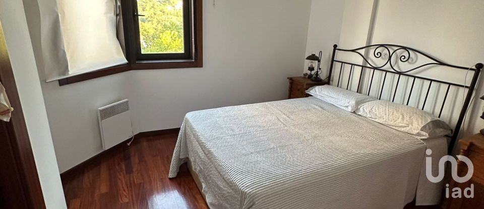 Piso 3 habitaciones de 87 m² en Aguete (36913)