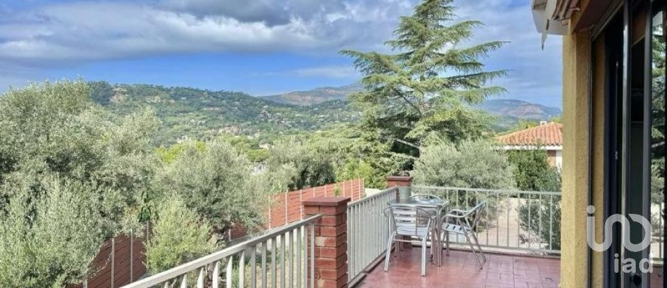 Casa 4 habitaciones de 111 m² en Castellar del Vallès (08211)