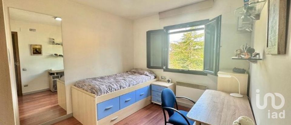 Casa 4 habitaciones de 111 m² en Castellar del Vallès (08211)