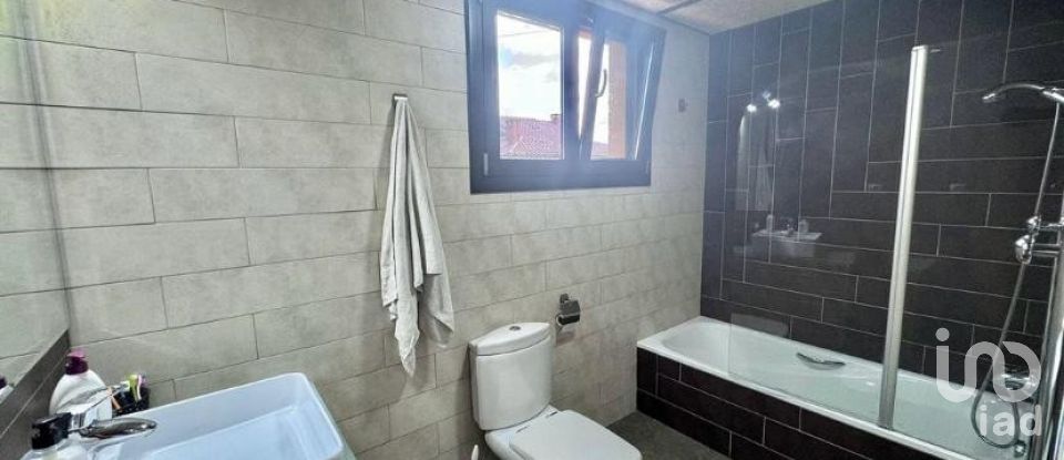 Casa 4 habitaciones de 111 m² en Castellar del Vallès (08211)