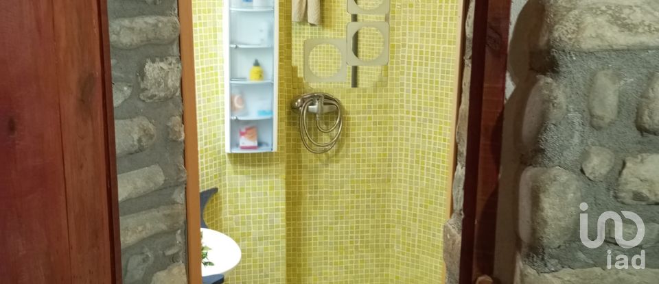 Cottage 4 bedrooms of 171 m² in Ascara (22715)