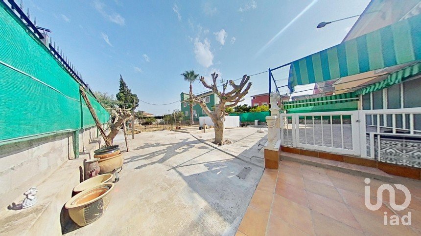 Chalet 5 habitaciones de 235 m² en Camino Viejo de Callosa (03317)