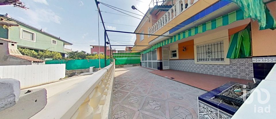 Chalet 5 habitaciones de 235 m² en Camino Viejo de Callosa (03317)