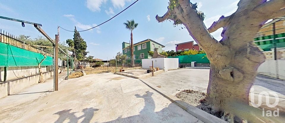 Chalet 5 habitaciones de 235 m² en Camino Viejo de Callosa (03317)