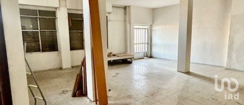 Boutique/Local commercial de 132 m² à León (24008)