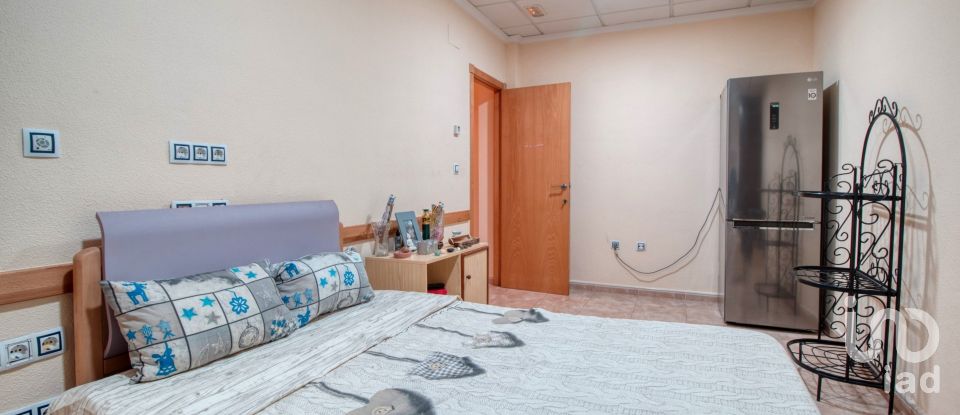 House 3 bedrooms of 100 m² in Catral (03158)