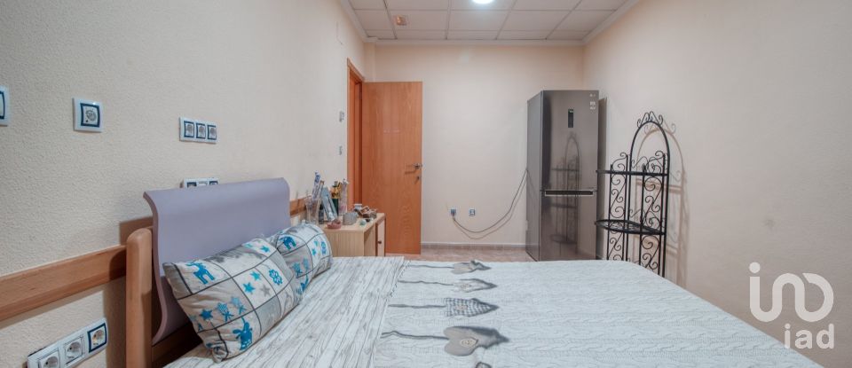 House 3 bedrooms of 100 m² in Catral (03158)