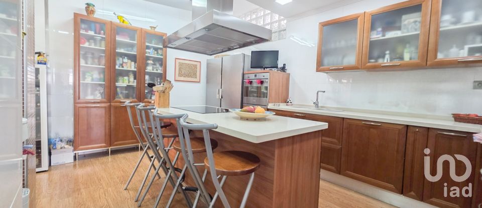 House 6 bedrooms of 213 m² in Málaga (29016)