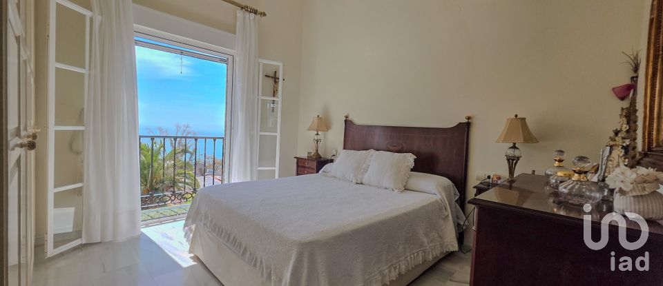 House 6 bedrooms of 213 m² in Málaga (29016)