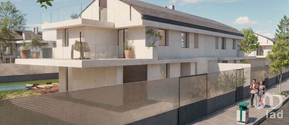 House/villa 5 bedrooms of 368 m² in Miraflores de la Sierra (28792)