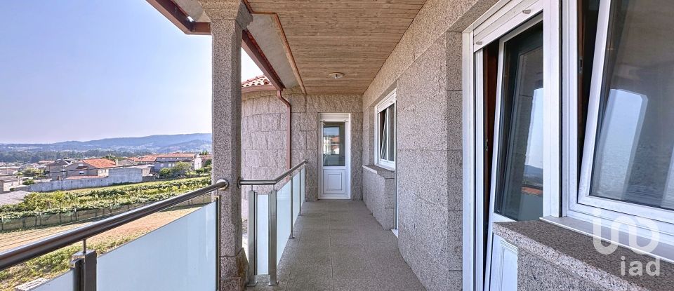 Casa de muntanya 3 habitacions de 322 m² a Aios (36990)