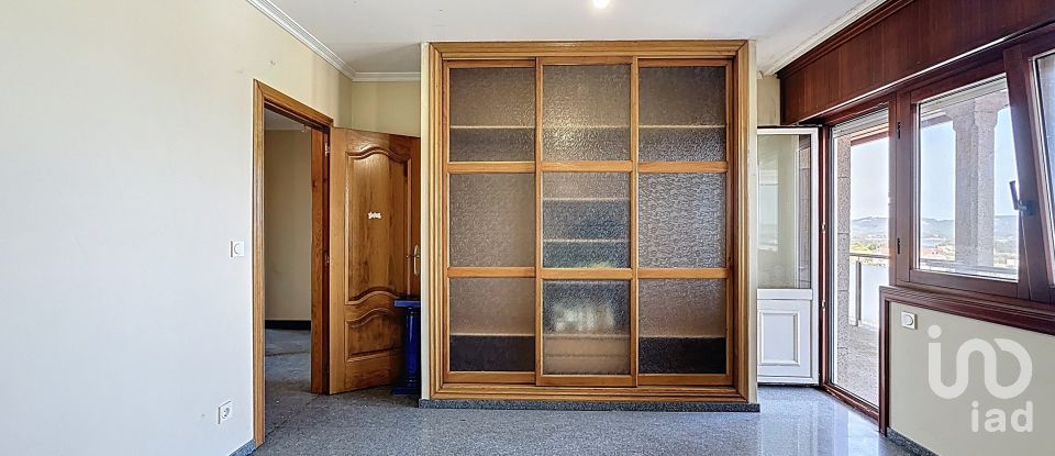 Casa de muntanya 3 habitacions de 322 m² a Aios (36990)