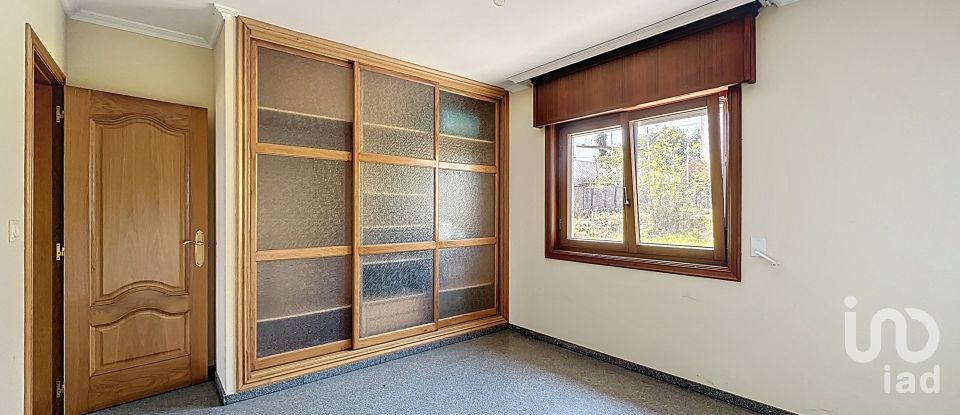 Casa de muntanya 3 habitacions de 322 m² a Aios (36990)