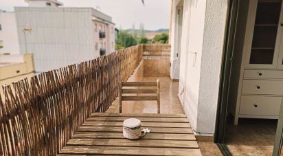 Pis 3 habitacions de 75 m² a Les Roquetes (08812)