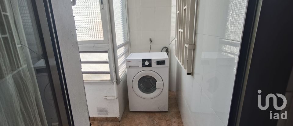 Piso 3 habitaciones de 75 m² en Les Roquetes (08812)