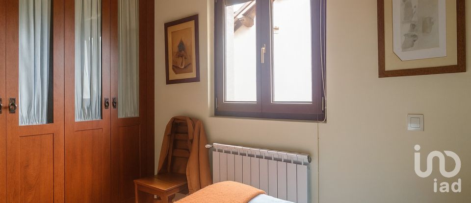 House 3 bedrooms of 142 m² in Hinojedo (39350)