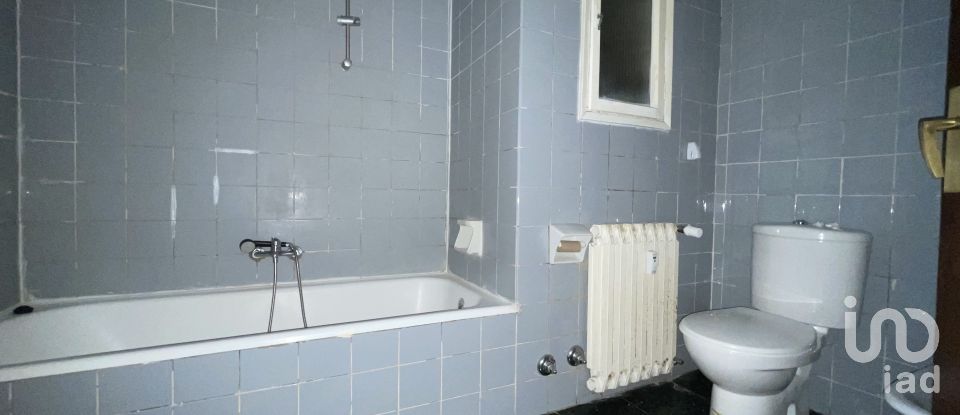 Maison 3 chambres de 128 m² à León (24004)