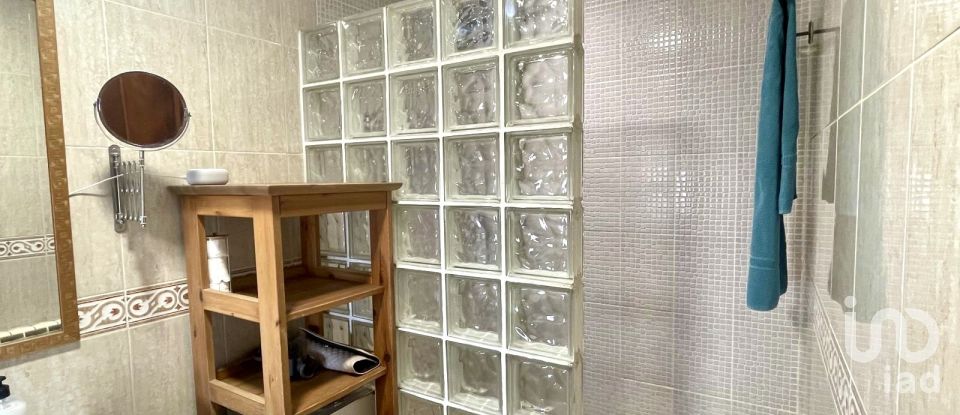 Casa 5 habitaciones de 210 m² en Puente Villarente (24226)