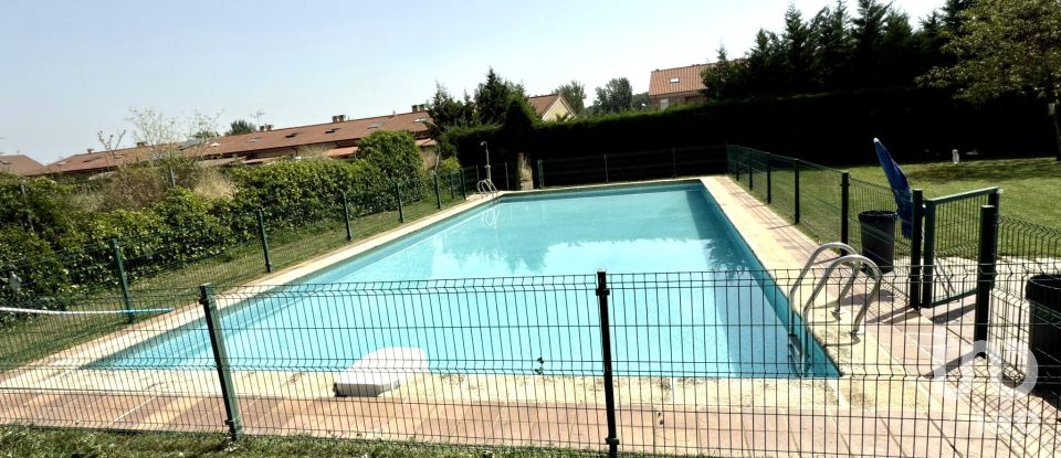 Casa 5 habitaciones de 210 m² en Puente Villarente (24226)