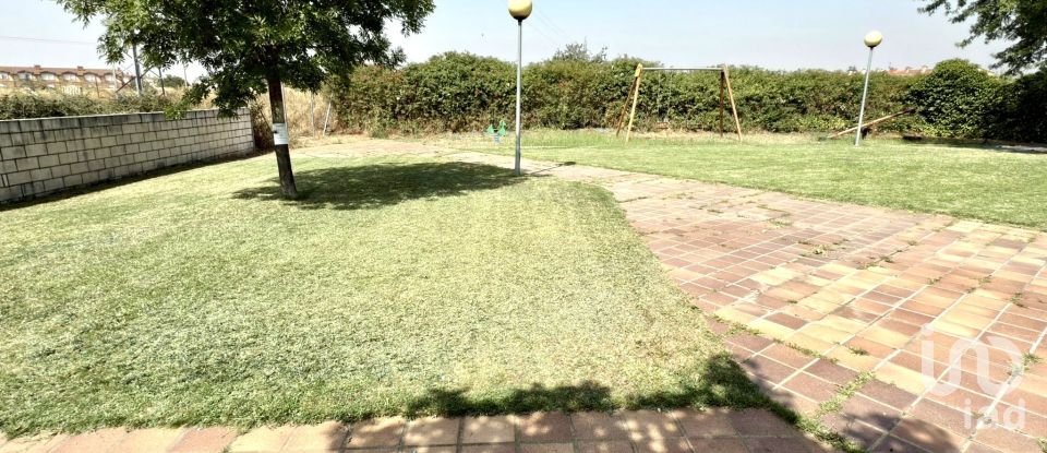 Casa 5 habitaciones de 210 m² en Puente Villarente (24226)