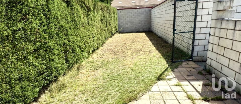 Casa 5 habitaciones de 210 m² en Puente Villarente (24226)