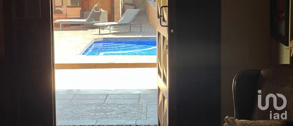 Habitatge unifamiliar  3 habitacions de 388 m² a Petrer (03610)