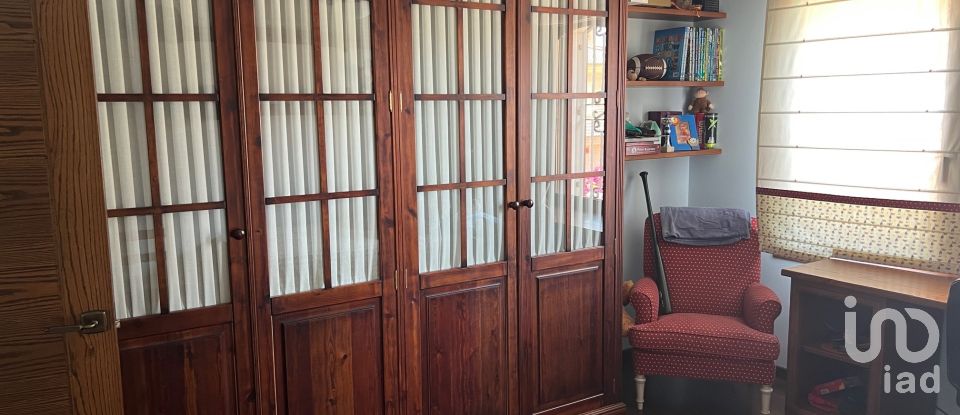 Habitatge unifamiliar  3 habitacions de 388 m² a Petrer (03610)