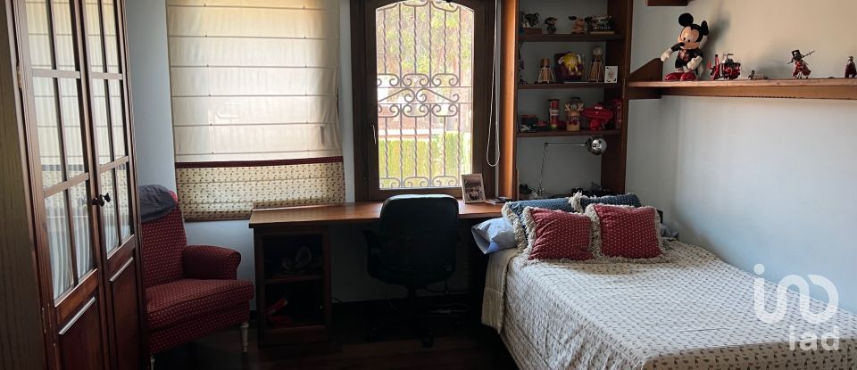 Habitatge unifamiliar  3 habitacions de 388 m² a Petrer (03610)