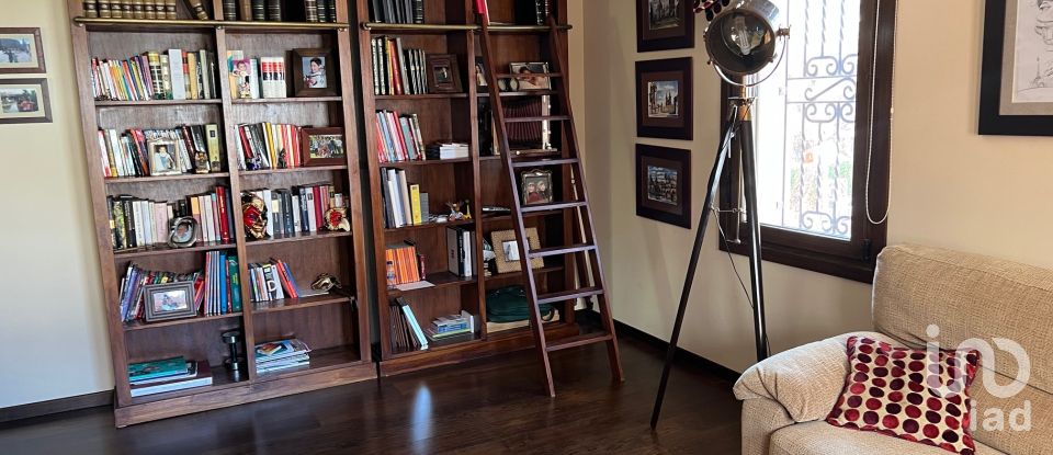 Habitatge unifamiliar  3 habitacions de 388 m² a Petrer (03610)