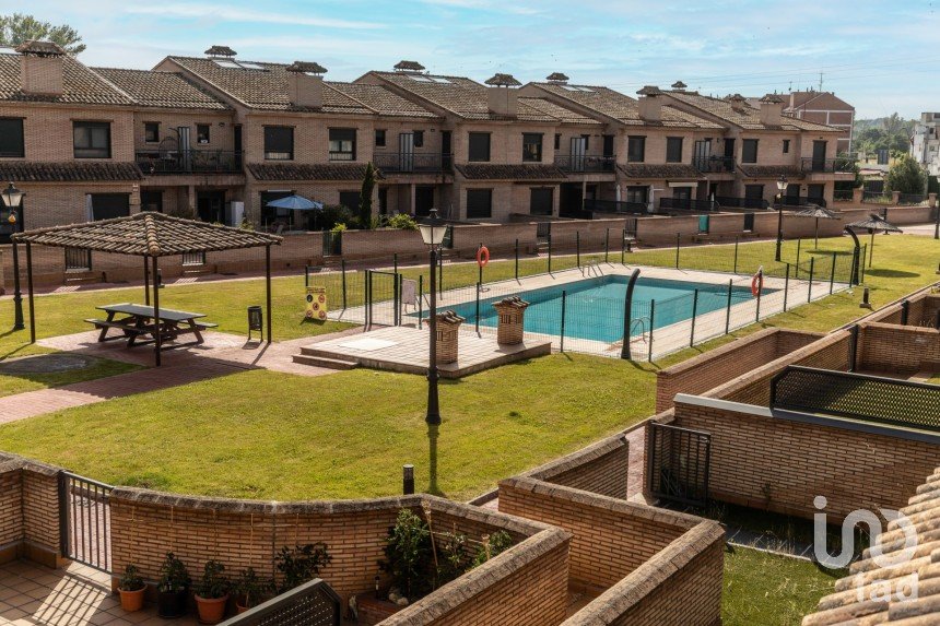 Maison 4 chambres de 275 m² à San Andrés del Rabanedo (24010)