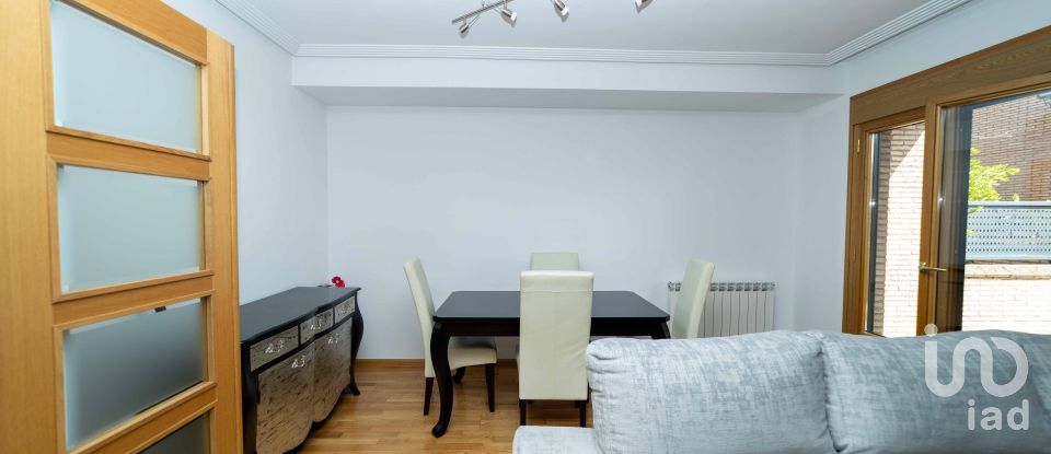 Maison 4 chambres de 275 m² à San Andrés del Rabanedo (24010)