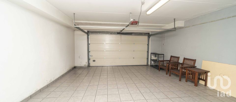 Maison 4 chambres de 275 m² à San Andrés del Rabanedo (24010)