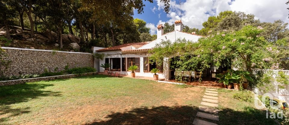 Maison 4 chambres de 281 m² à Es Mercadal (07740)