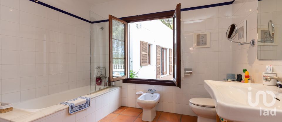 Maison 4 chambres de 281 m² à Es Mercadal (07740)