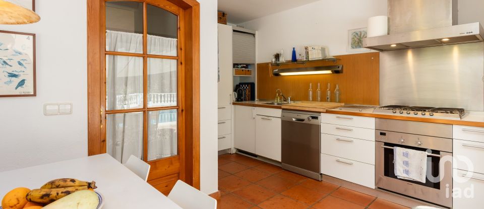 Maison 4 chambres de 281 m² à Es Mercadal (07740)