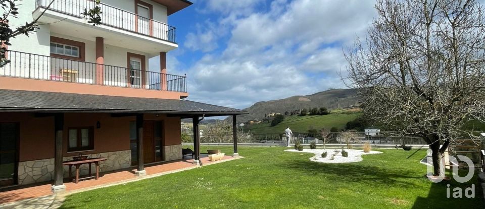 House 6 bedrooms of 333 m² in A Ria de Abres (27766)