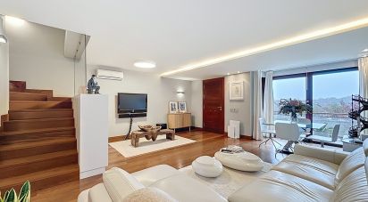 Châlet 5 chambres de 300 m² à Balea (36988)