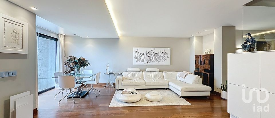 Châlet 5 chambres de 300 m² à Balea (36988)