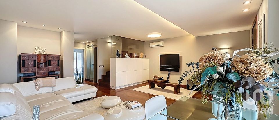 Châlet 5 chambres de 300 m² à Balea (36988)