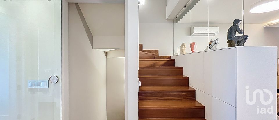 Châlet 5 chambres de 300 m² à Balea (36988)