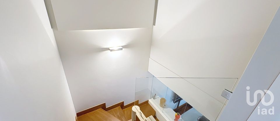 Châlet 5 chambres de 300 m² à Balea (36988)