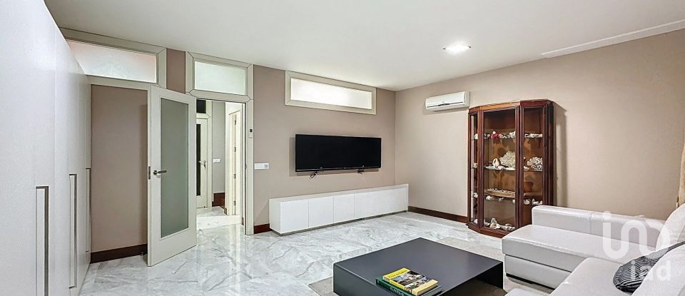 Châlet 5 chambres de 300 m² à Balea (36988)