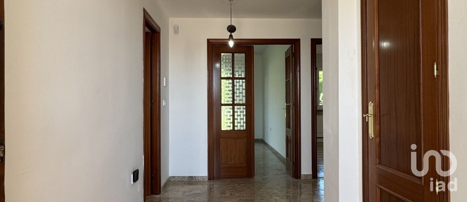 Chalet 5 habitaciones de 280 m² en Nucleo Encinarejo de Cordoba (14711)