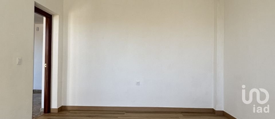 Chalet 5 habitaciones de 280 m² en Nucleo Encinarejo de Cordoba (14711)