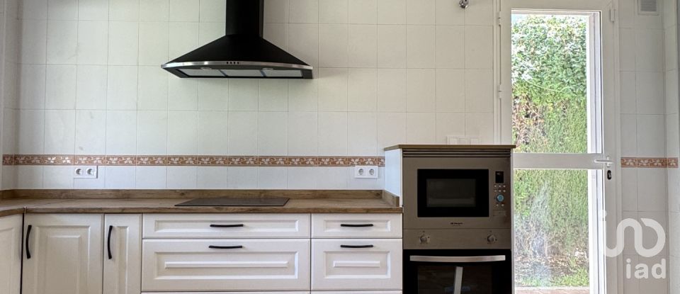 Chalet 5 habitaciones de 280 m² en Nucleo Encinarejo de Cordoba (14711)