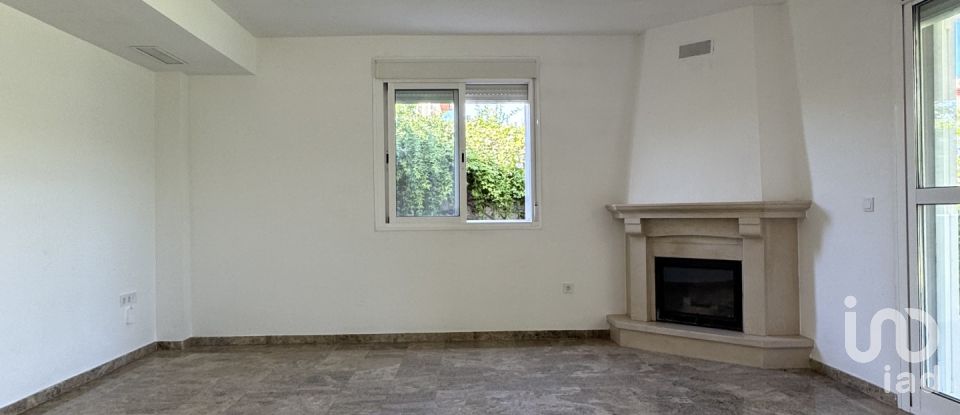 Chalet 5 habitaciones de 280 m² en Nucleo Encinarejo de Cordoba (14711)