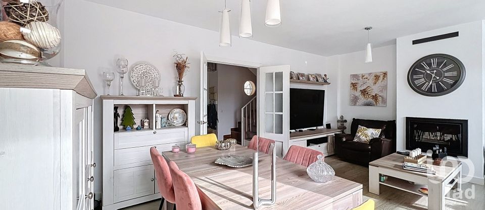 Casa/villa 3 habitacions de 223 m² a Rincón de la Victoria (29738)