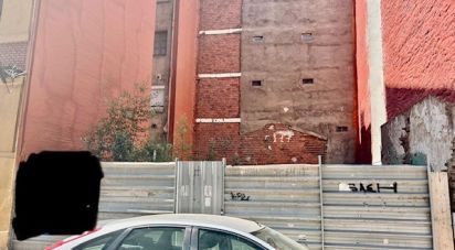 Building plot of 123 m² in León (24004)